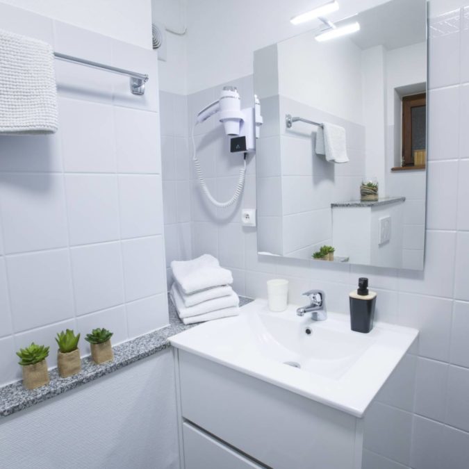 TOR 054 MIN 675X675 | Chez Laurence Chambres à louer au cœur de Kaysersberg, sur la Route des Vins d’Alsace Soultz-Haut-Rhin 4